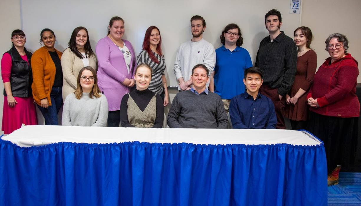 Commonweath Honors Students and their professors Amy Beaudry (R) and Gaelan Lee Benway (L).