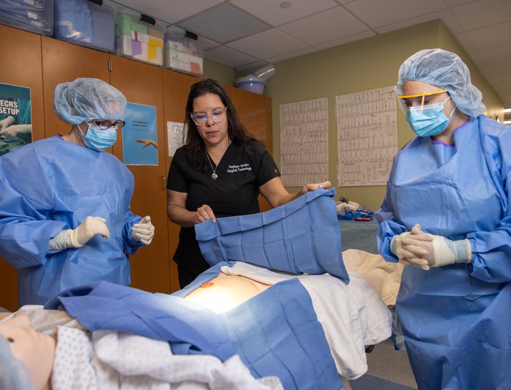 Surgical Technology students