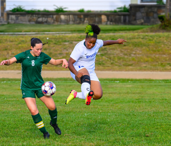 The QCC Women's Soccer team on September 25