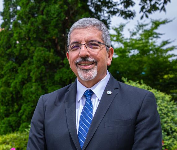 Dr. Luis Pedraja Headshot