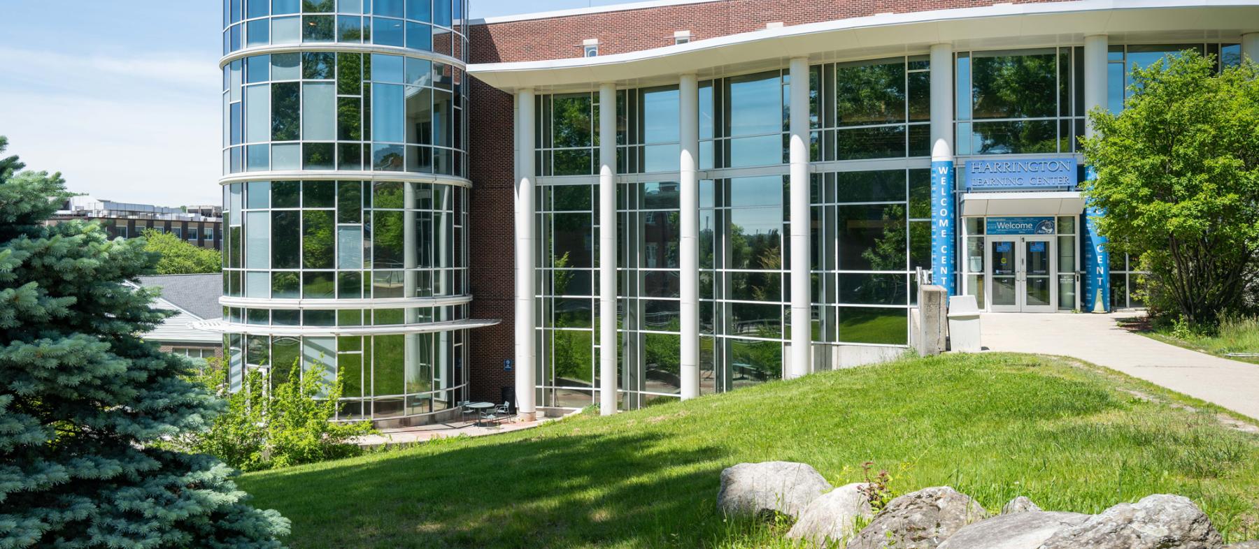 The Harrington learning Center and Welcome center entrace