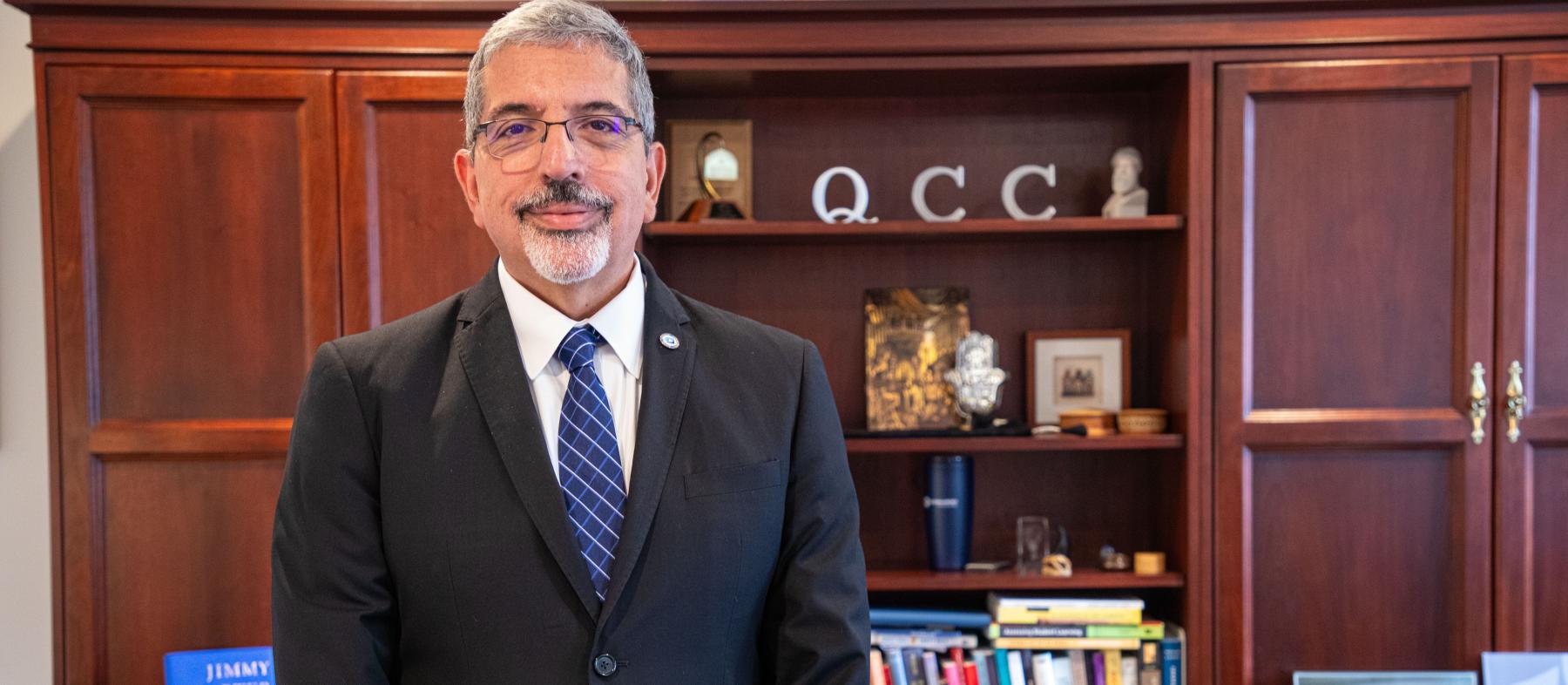 Dr. Luis Pedraja