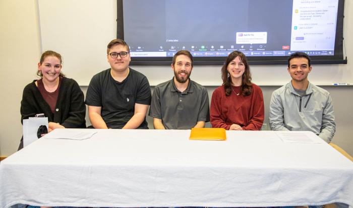 Students from the December 7, 2022 Honors Colloquium Students from the December 7, 2022 Honors Colloquium