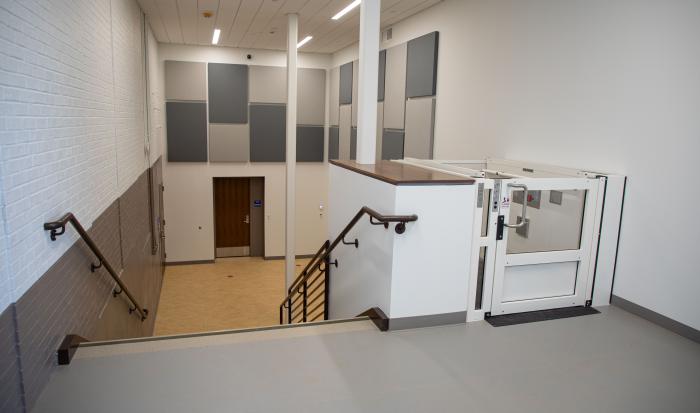 An elevator gives wheelchair access to the stage in Hebert Auditorium. An elevator gives wheelchair access to the stage in Hebert Auditorium.