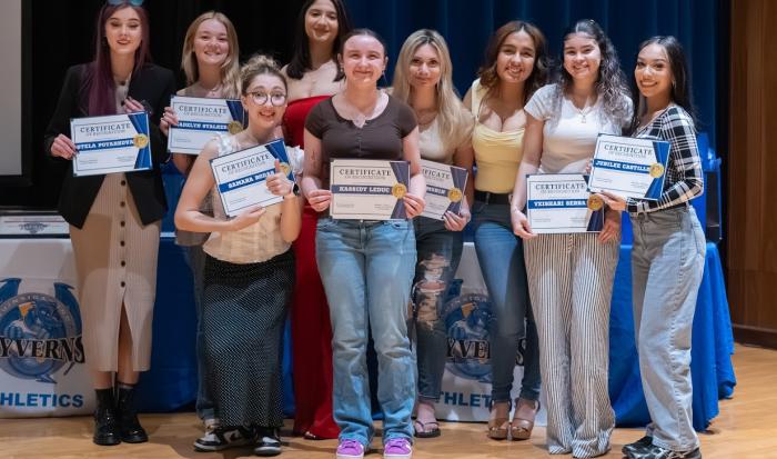 The women's volleyball team at the 2026 athletics ceremony.