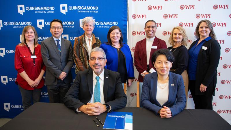 (back row, from left) Clerk IV for Career Services & CPL Brenda Kuchnicki, Assistant VP of Academic Affairs Kevin Li, Interim VP of Academic Affairs Kathy Rentsch, Executive Director of Advising, Testing, Career & Transfer Services Amy Carmack, Career & Transfer Counselor Oscar Chavez, Coordinator of Transfer & Articulation Beth Fullerton and Asst. Director of Career and Transfer Services Laura Hunter. (front row, from left) QCC President Dr. Luis Pedraja and WPI President Dr. Grace Wang.