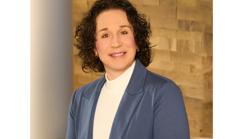 QCC alum Jessica Favreau