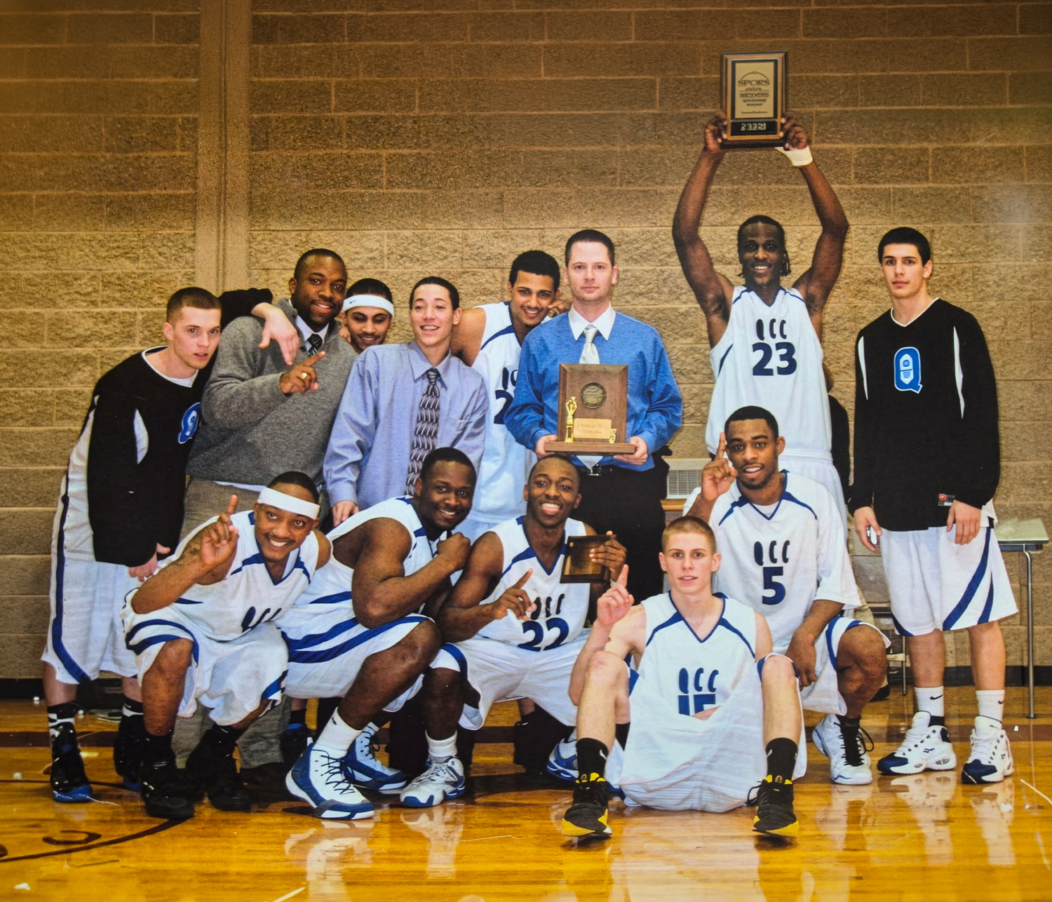 2006 Men’s Basketball Team